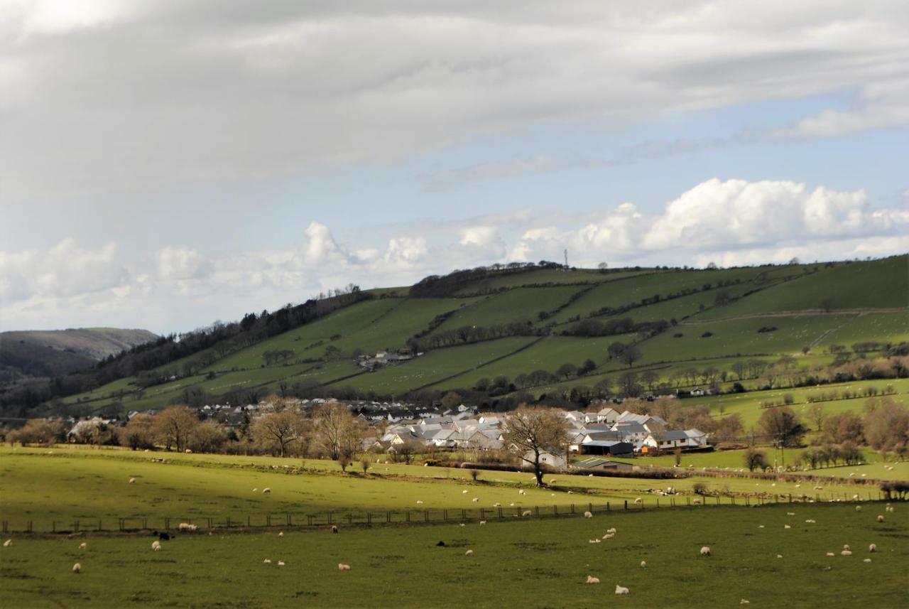 Bro Dafydd Bed & Breakfast Aberystwyth Exterior photo